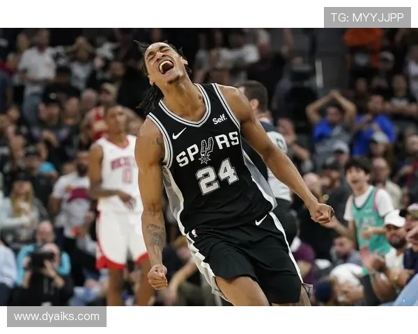 马刺逆转猛龙十连胜瓦塞尔闪耀