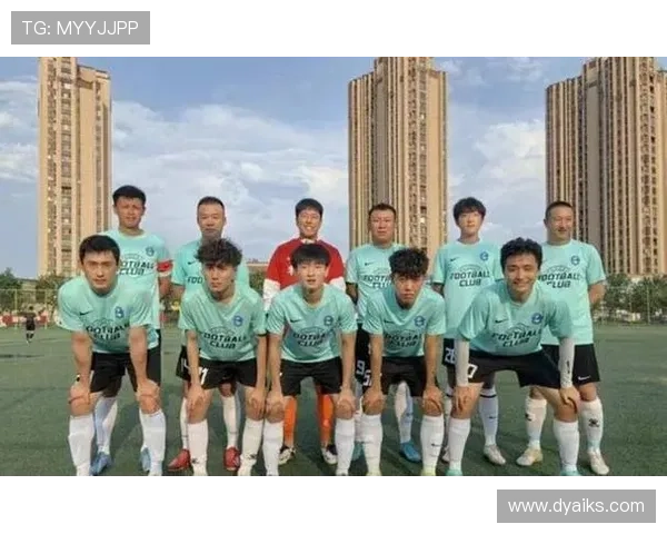 青岛西海岸青训两将升入一线队